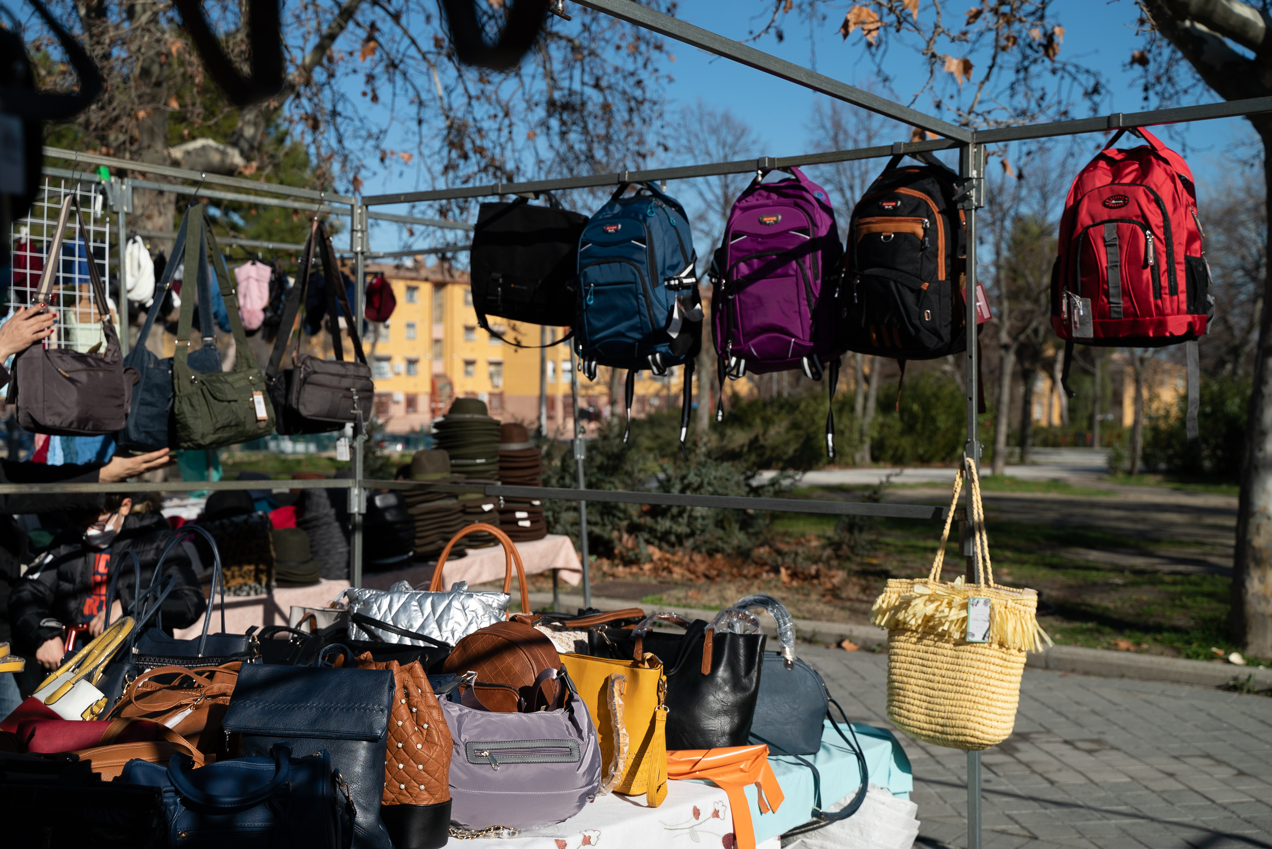 Photo de couverture marché de San Blas Canillejas; position 26 : Sacs et accessoires