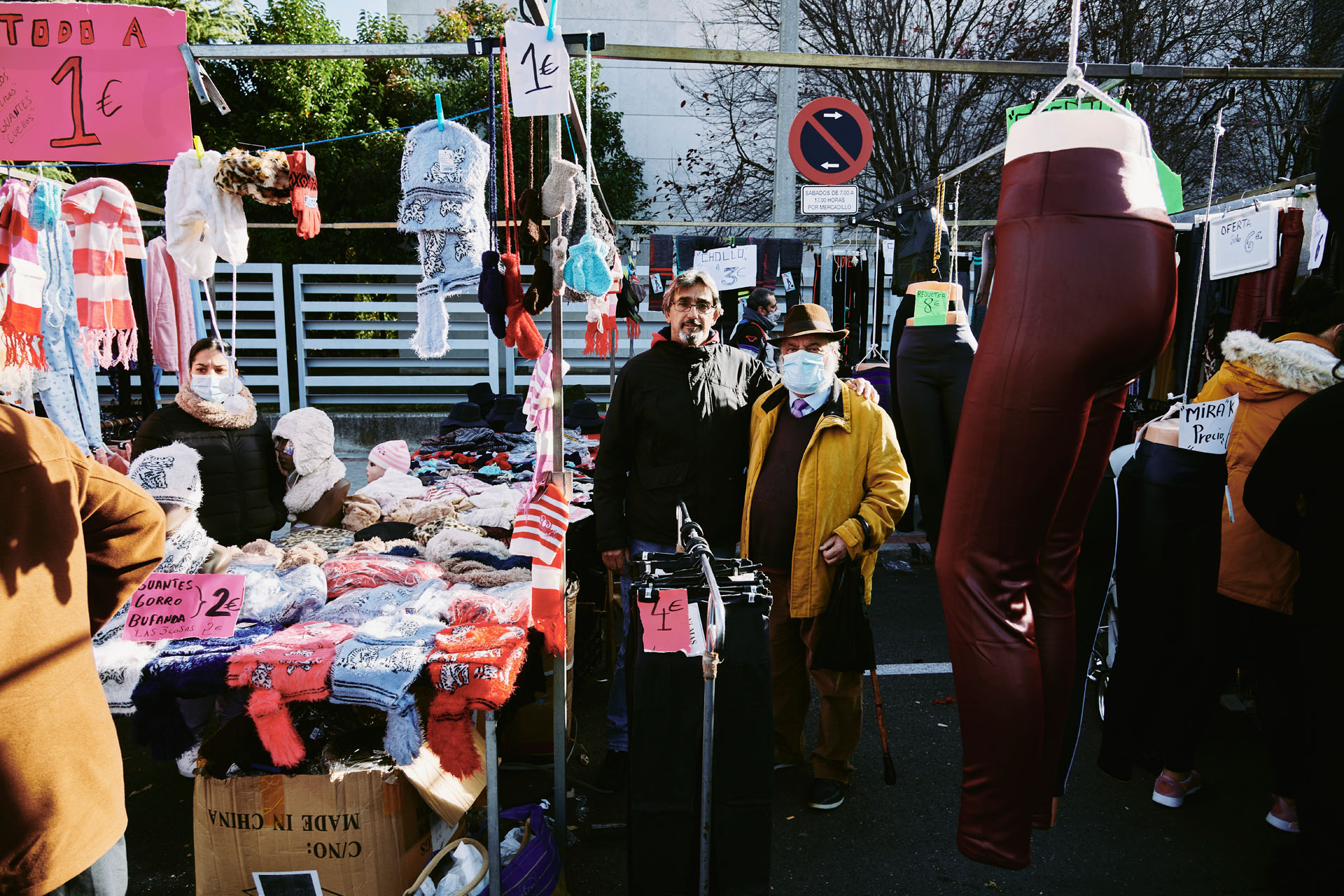 Titelbild Orcasur-Marktstand: Heredia-Kleidung