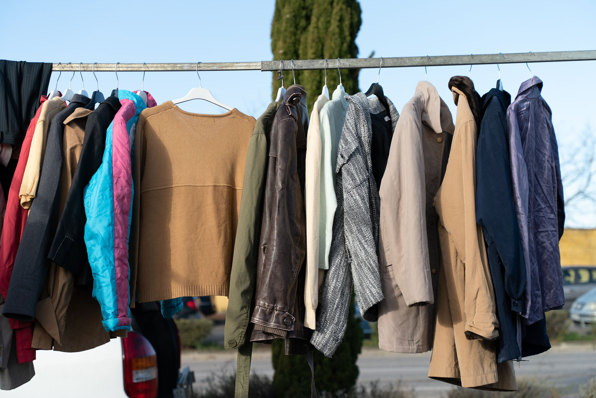 Foto de portada Mercadillo Villa de Vallecas, Puesto 5: textil