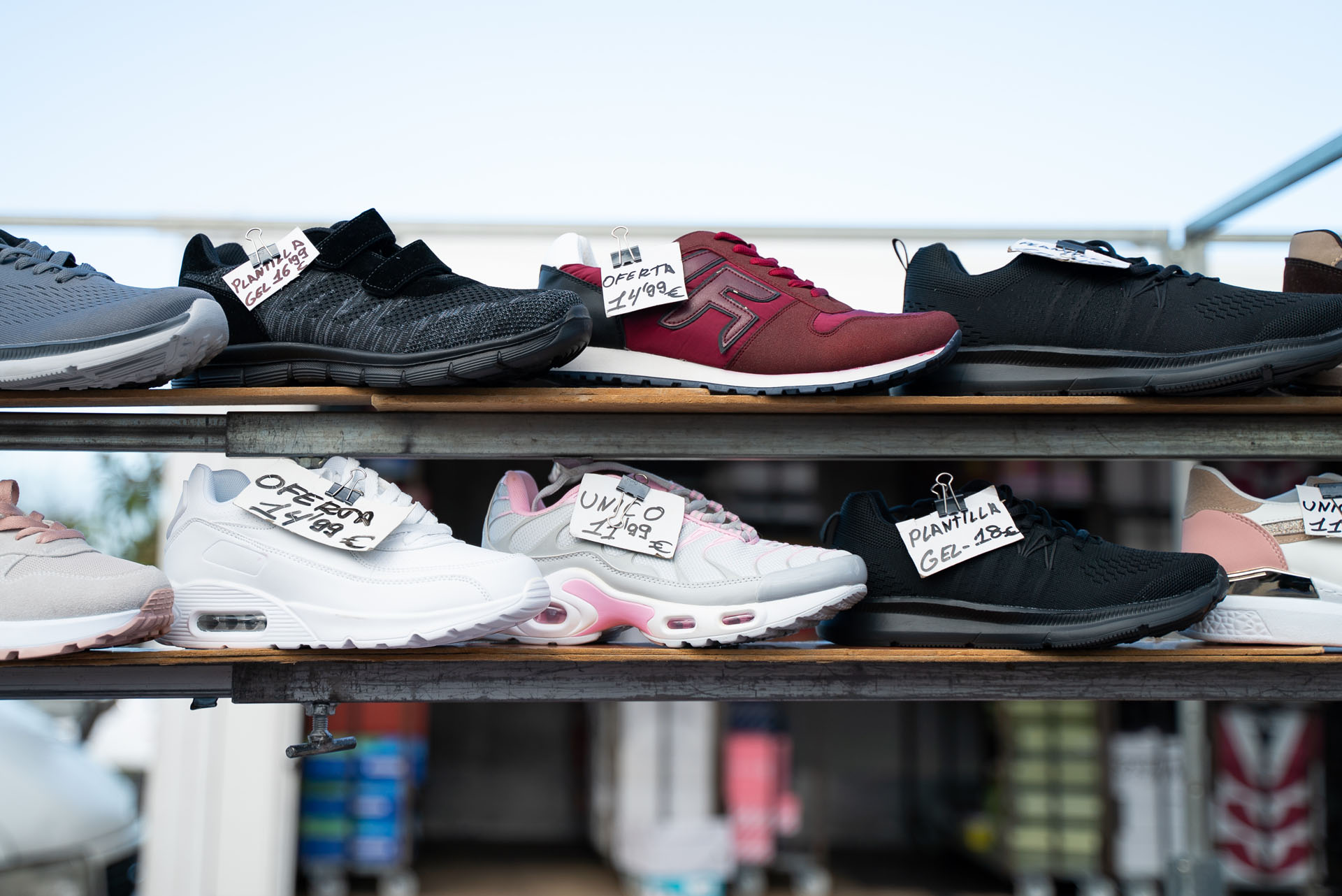 Foto de portada Mercadillo Villa de Vallecas, Puesto 13 Zapatos Aragón