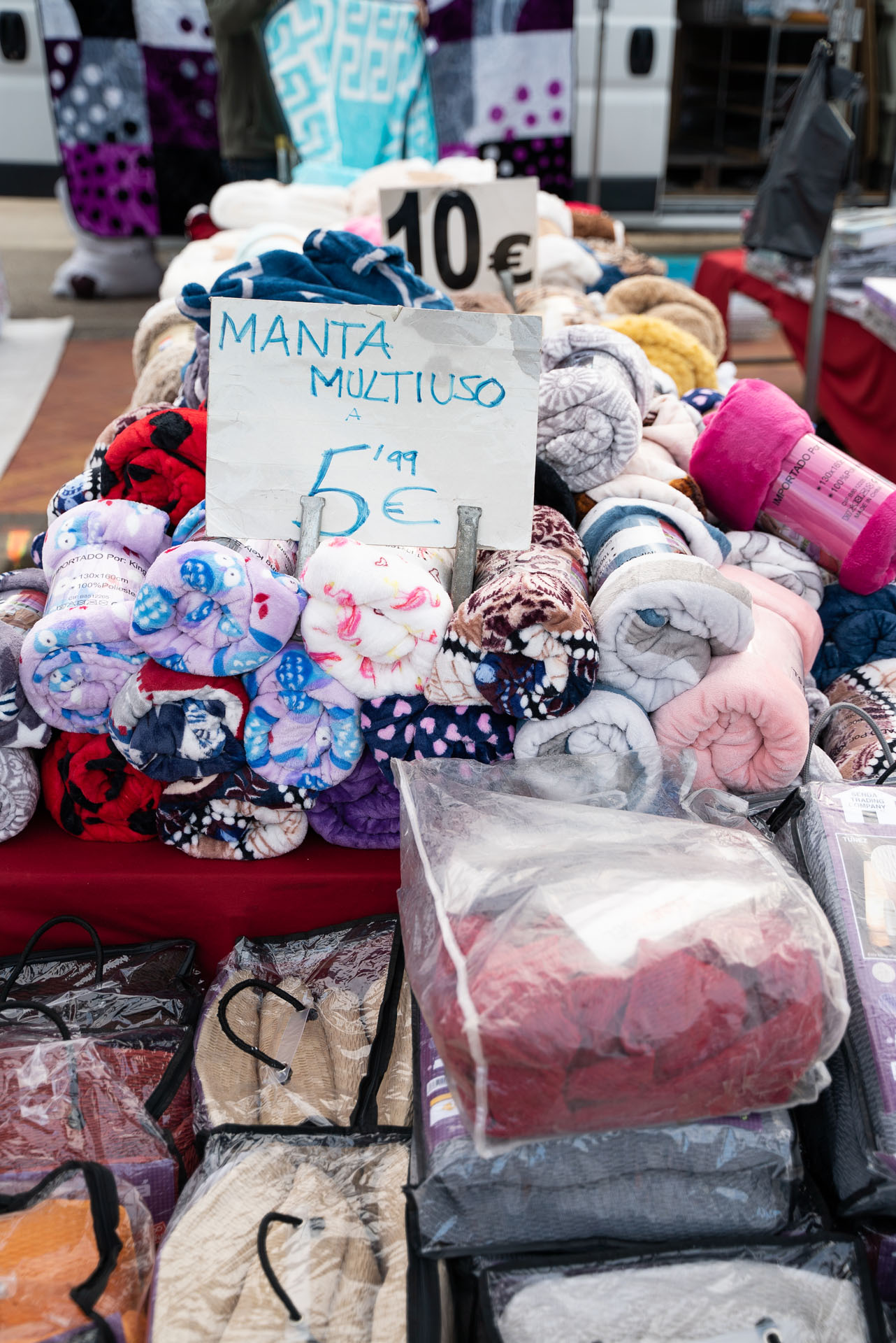 Titelbild Markt von Villa de Vallecas, Post 36F: HEIMTEXTILE