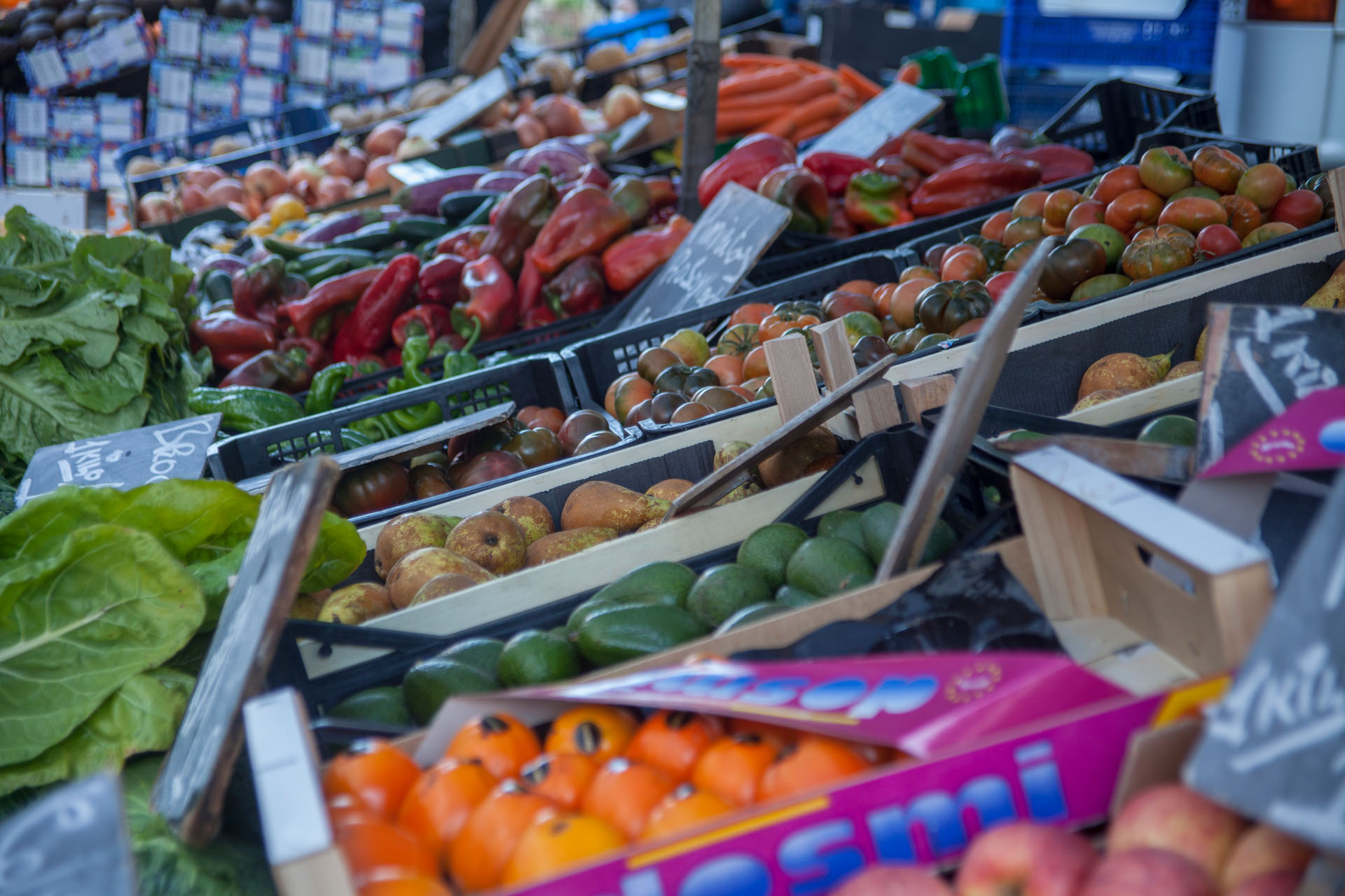 Foto de portada Mercadillo de San Cristóbal de los Ángeles: Puesto 13: Frutería