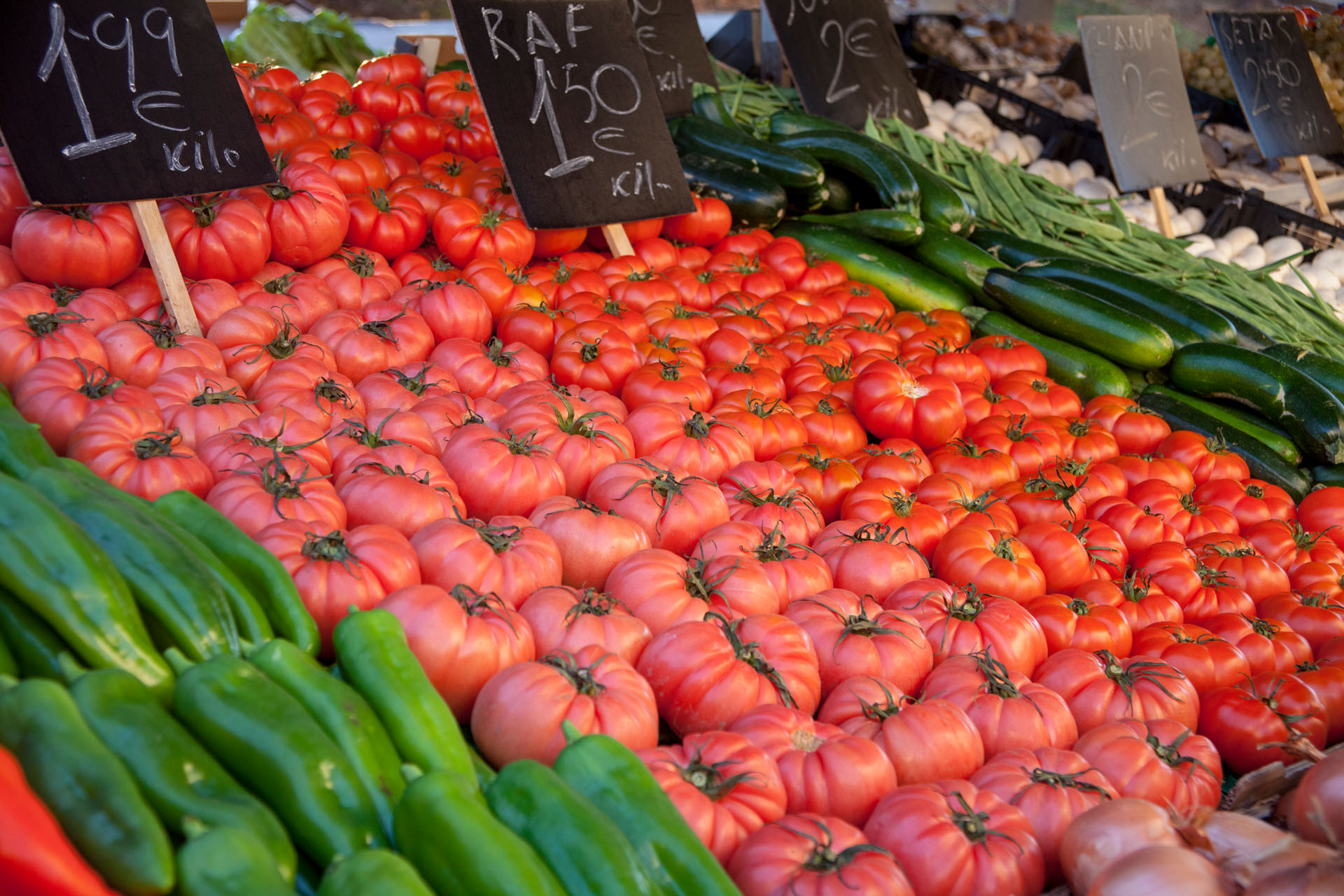 Photo de couverture Marché aux puces de la ville de Los Angeles ; Poste 93b : marchand de légumes