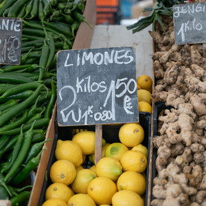 Photo de couverture Ronda del Sur Market poste 232 : marchand de légumes