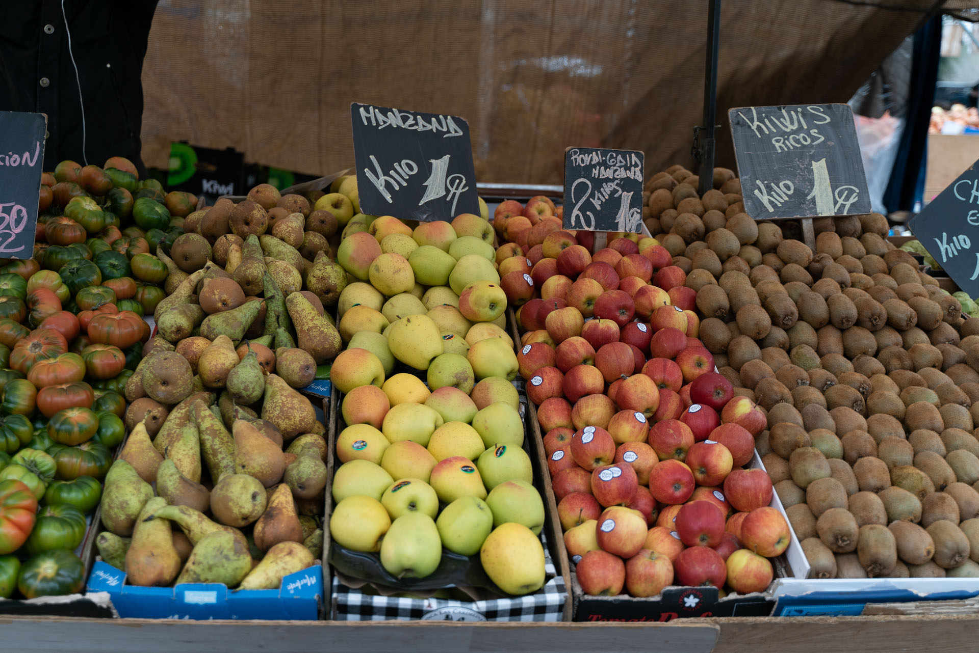 Foto de portada Mercadillo Ronda del Sur puesto 239X. Frutas Bermúdez