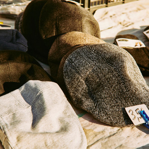 Photo de couverture Étal de chapeaux du marché Ronda del Sur