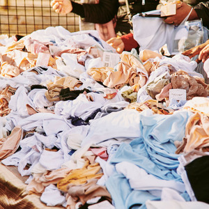 Foto de portada Mercadillo Ronda del Sur: Lencería