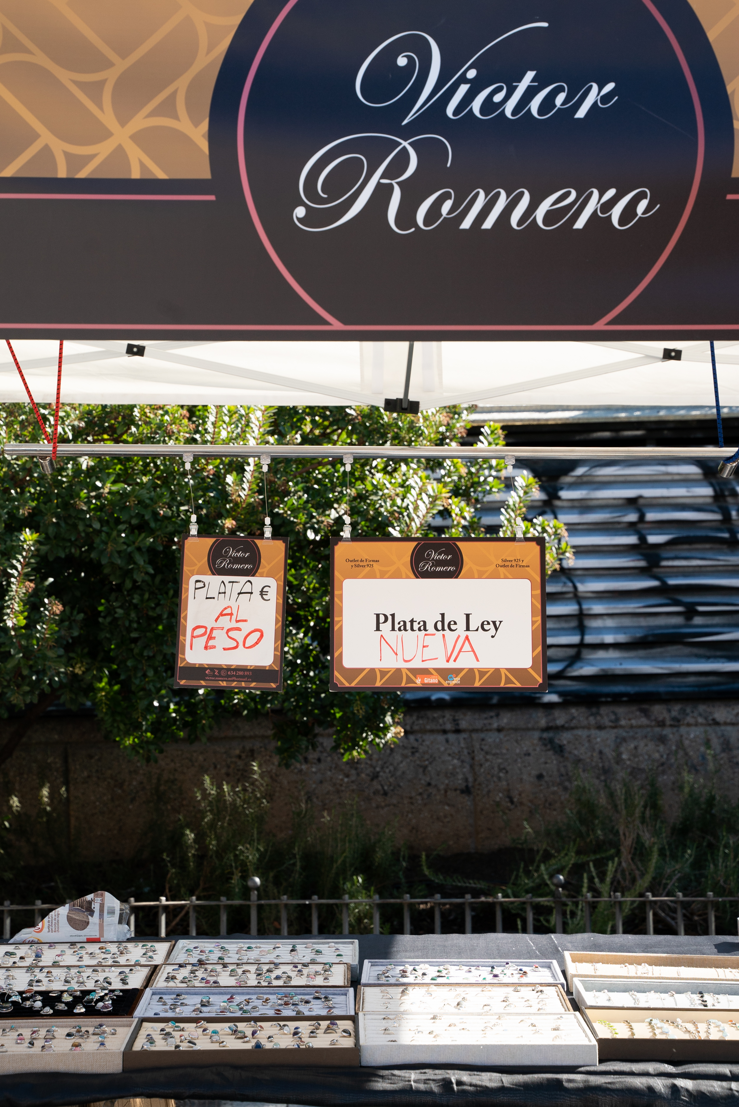 封面照片 Parque de la Cornisa 市场 81 号摊位:Victoriano Romero Martínez