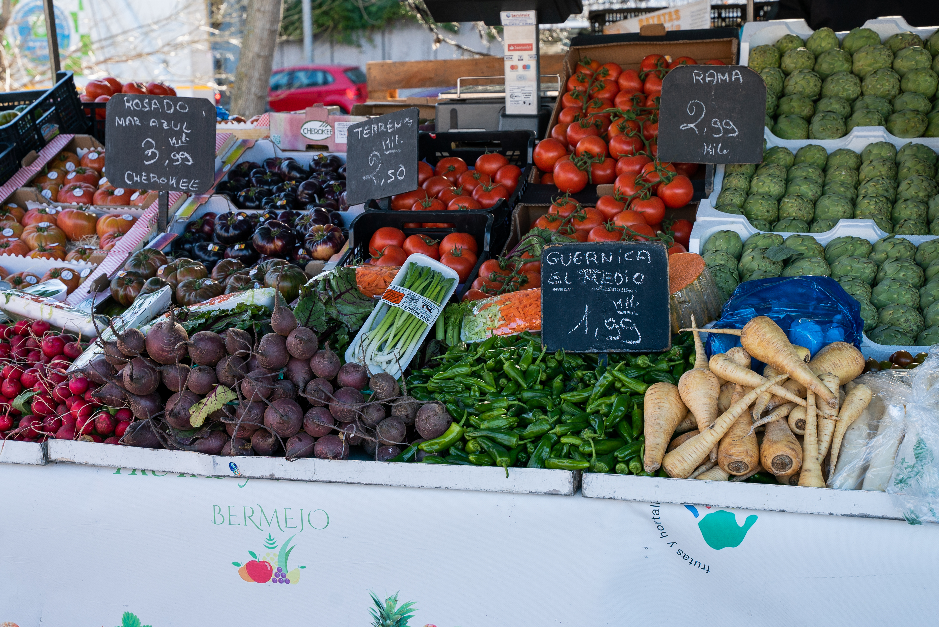 Photo de couverture Place du marché d'Alcorisa-Silvano 1: Isabel Bermejo