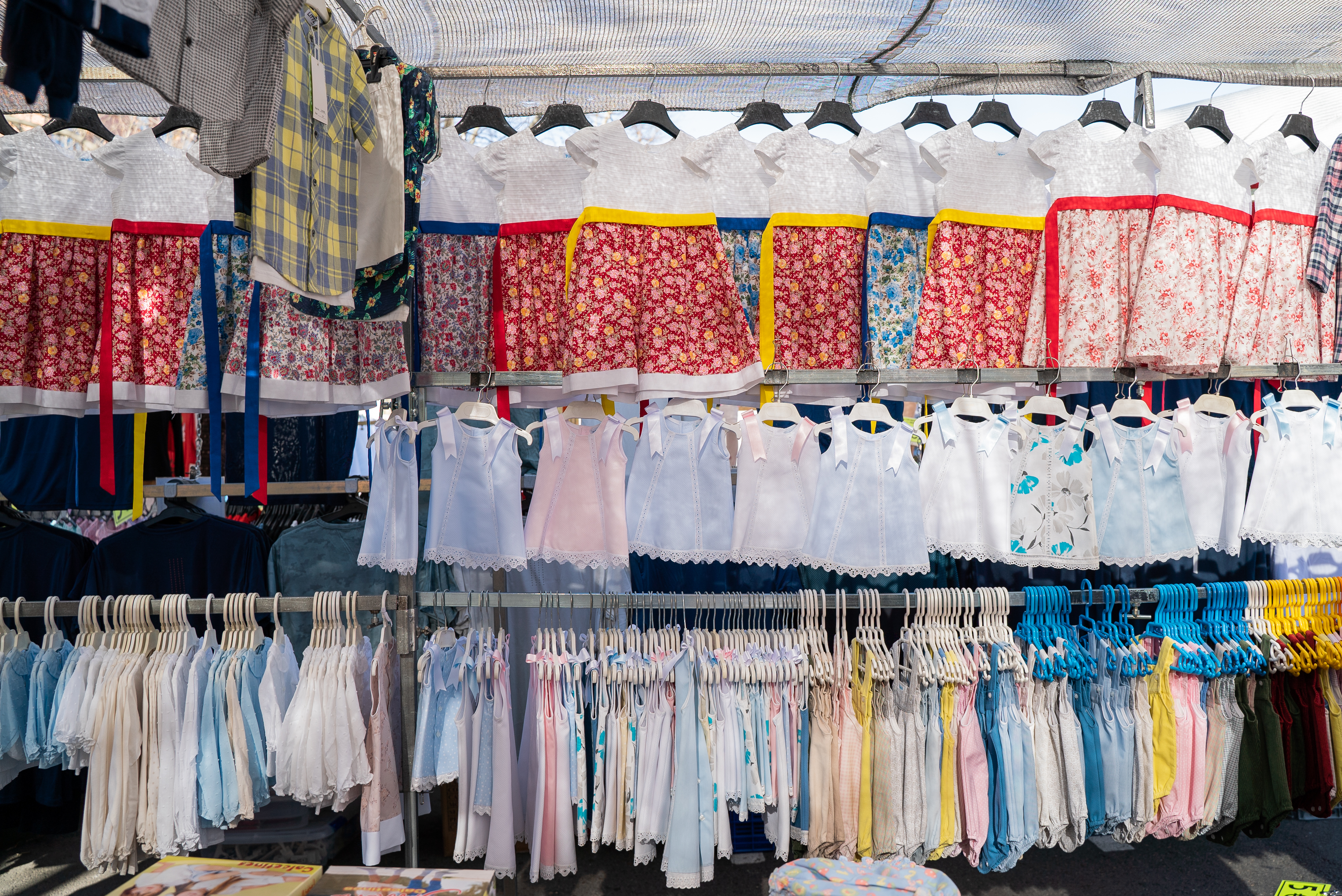Foto de capa Mercado de Tetuán Stand 89: Roupas Roma Inés Rojas