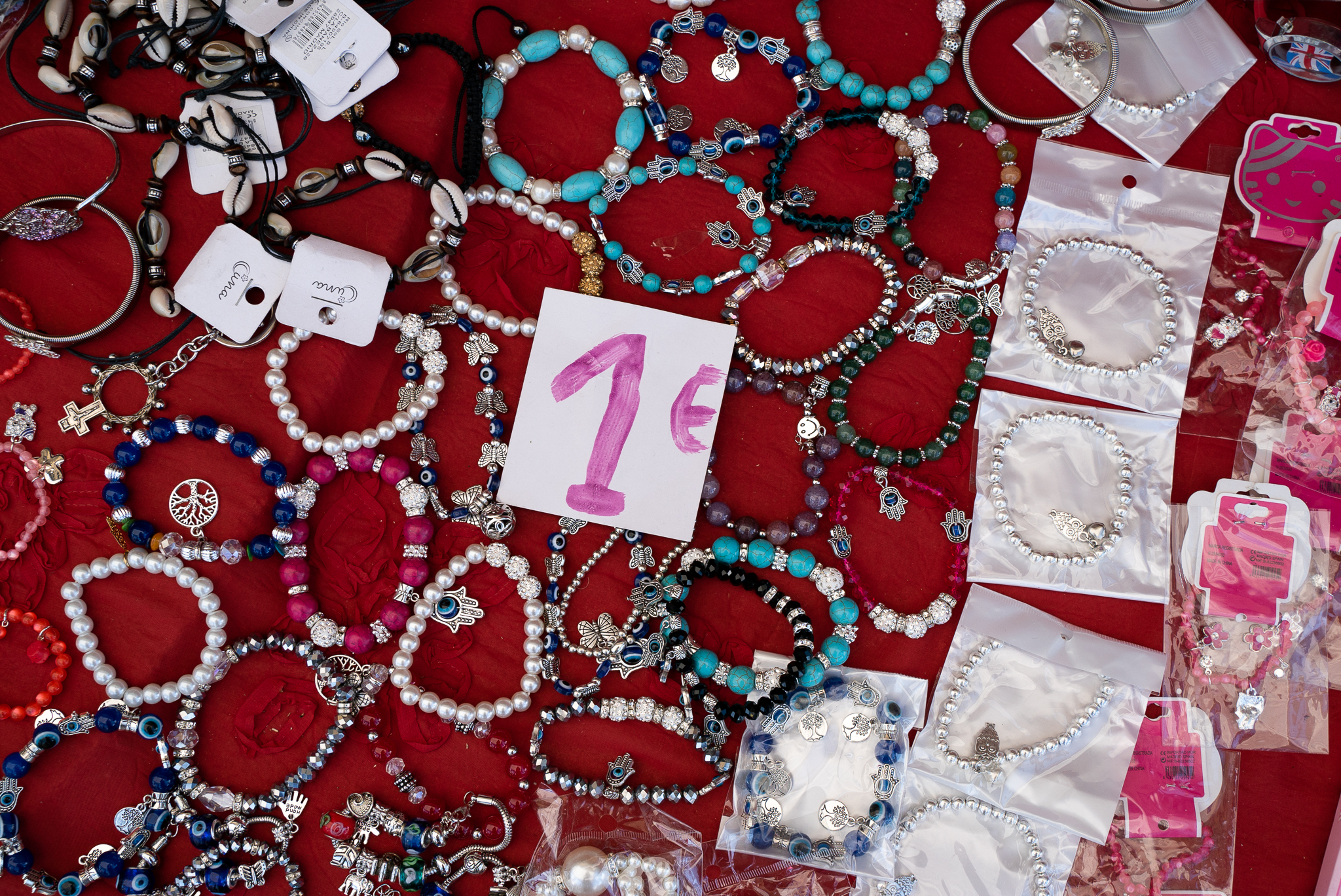 Photo de couverture Poste de marché d'Uva-Hortaleza 51 : Mina Asnane