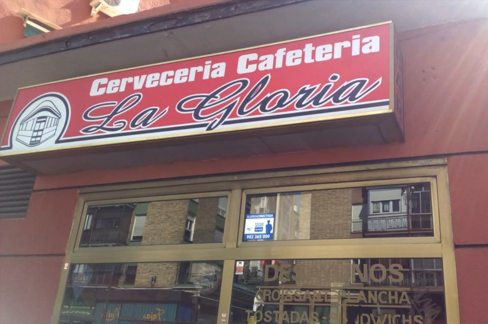 Foto di copertina Gloria Bar