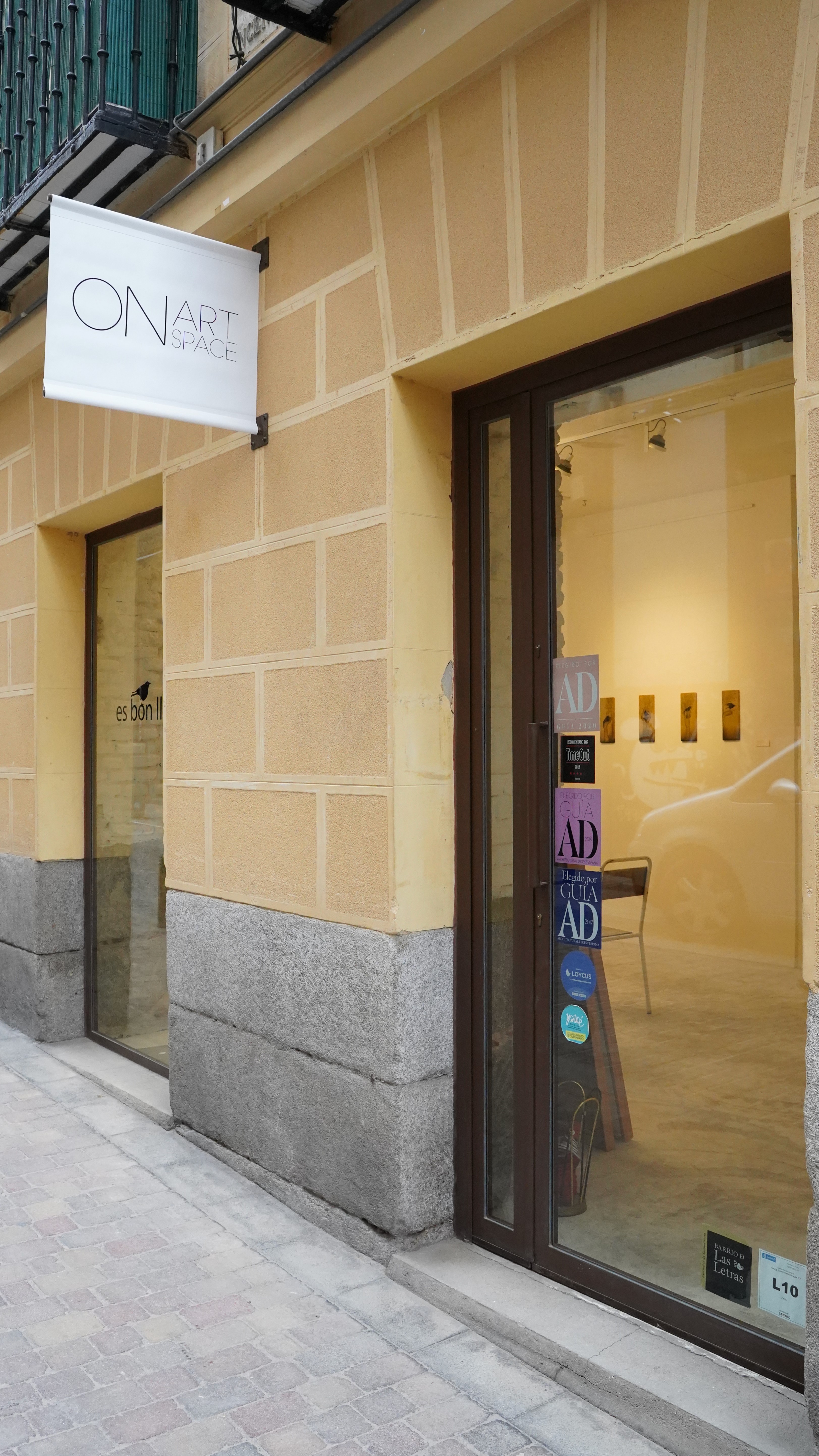 Photo de couverture SUR L'ESPACE D'ART