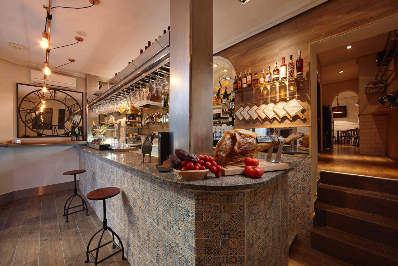 Thumbnail Tavern & Media