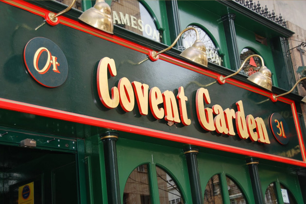 Foto de capa Pub Inglês no Jardim do Convento
